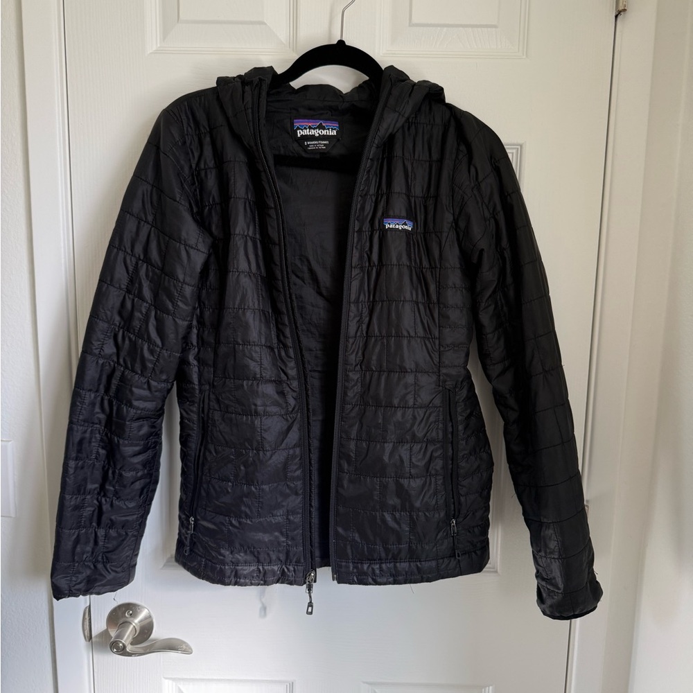 Patagonia Black Quilted Hooded Jacket